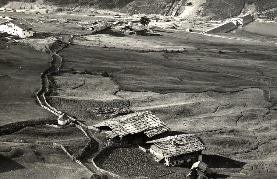 Das Dorf Vernagt versinkt im See
