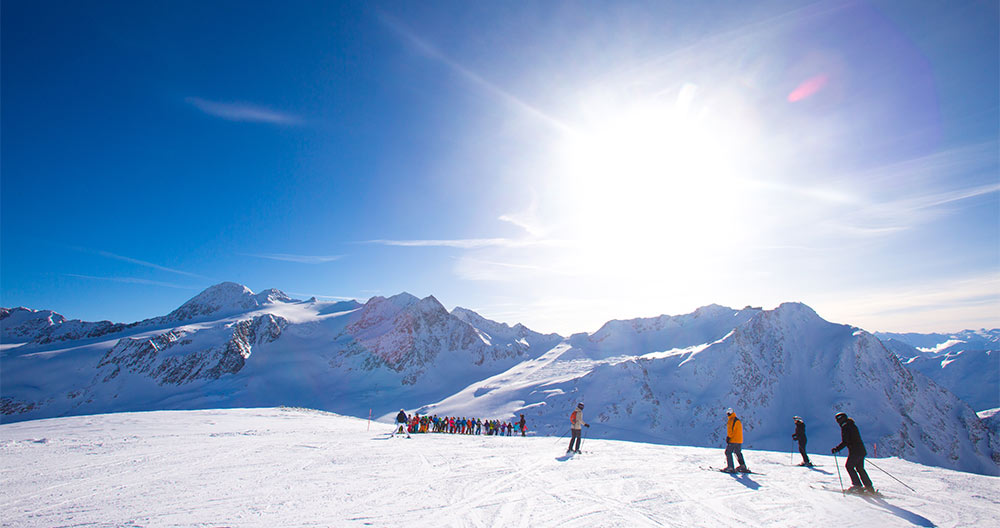 Skifahren am Gletscher im Schnalstal